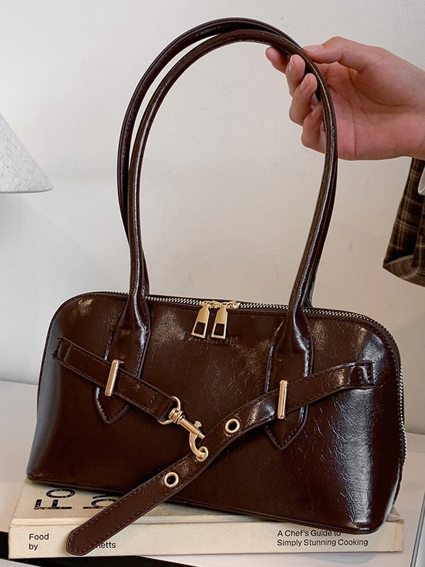 Vintage-Inspired Shell Handheld and Crossbody Bag