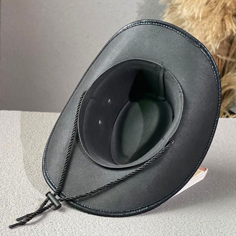 Retro Knight Hat with Cracked Bull Head Cowboy Design