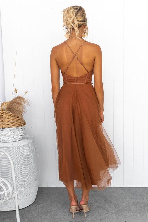 Chic Chiffon Maxi Dress with Suspenders for a Modern Princess Look