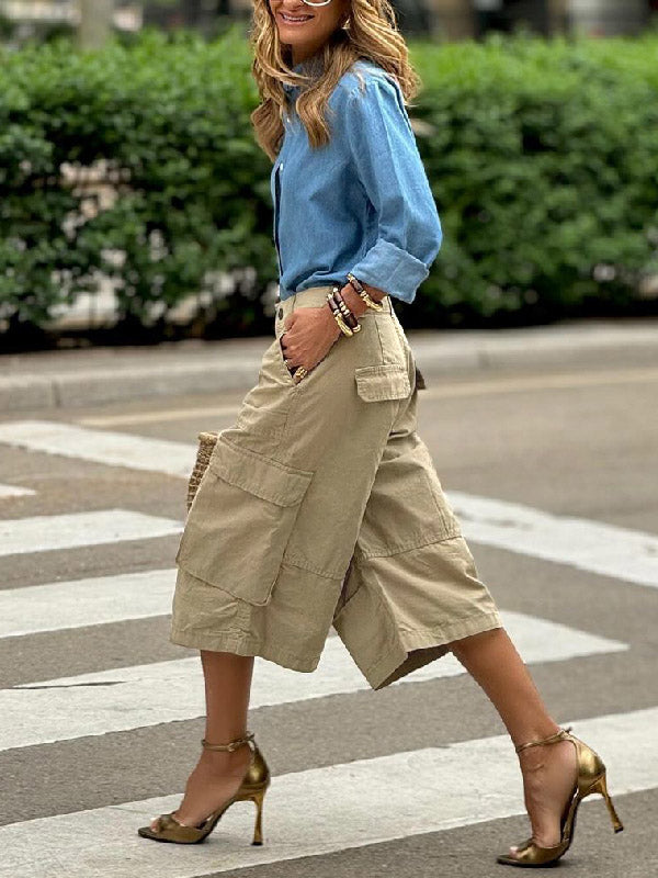 Relaxed Fit Wide Leg Capri Pants with Buttoned Pockets and Solid Color Split-Joint Design