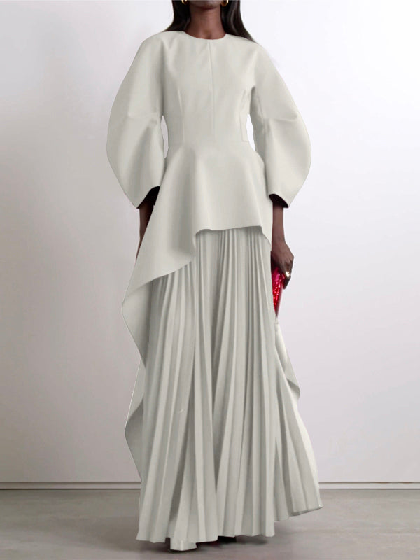 Tiered Maxi Dress with Long Sleeves, Pleated Design, Solid Color, and Round Neck