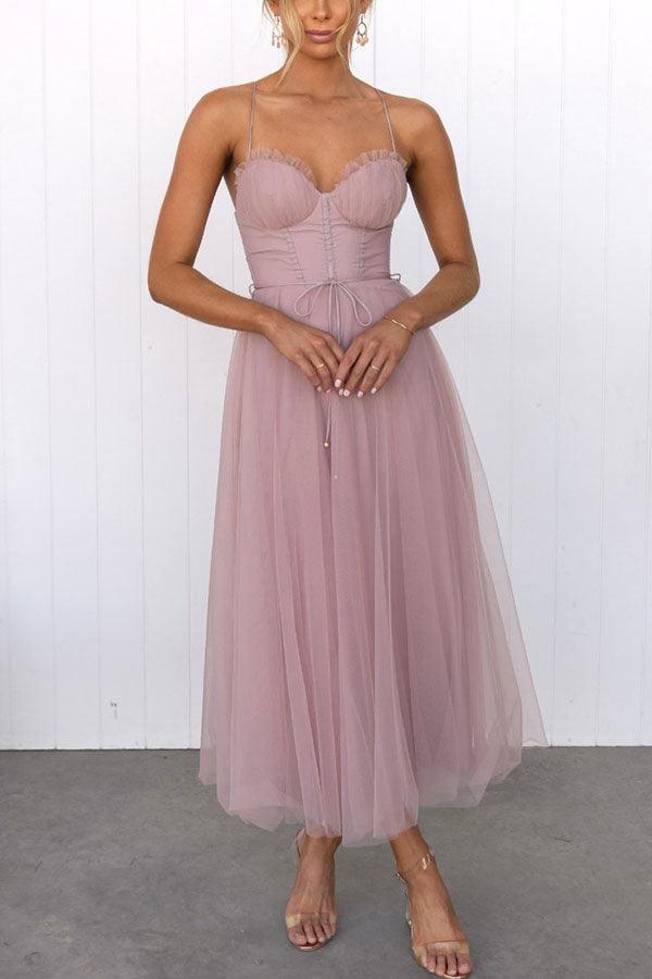 Chic Chiffon Maxi Dress with Suspenders for a Modern Princess Look