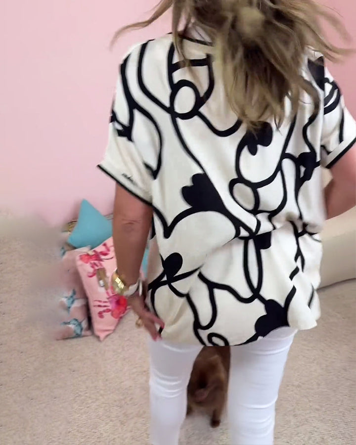 V-Neck Casual Short Sleeve Top with Contrasting Print