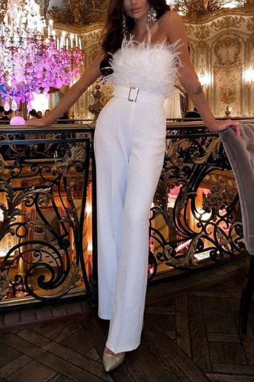 אוברול דק ללא שרוולים, כתפיים אופנתי עם נגיעות נוצות