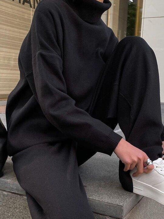 סט טרקלין סרוג בצבע אחיד בגזרה נינוחה