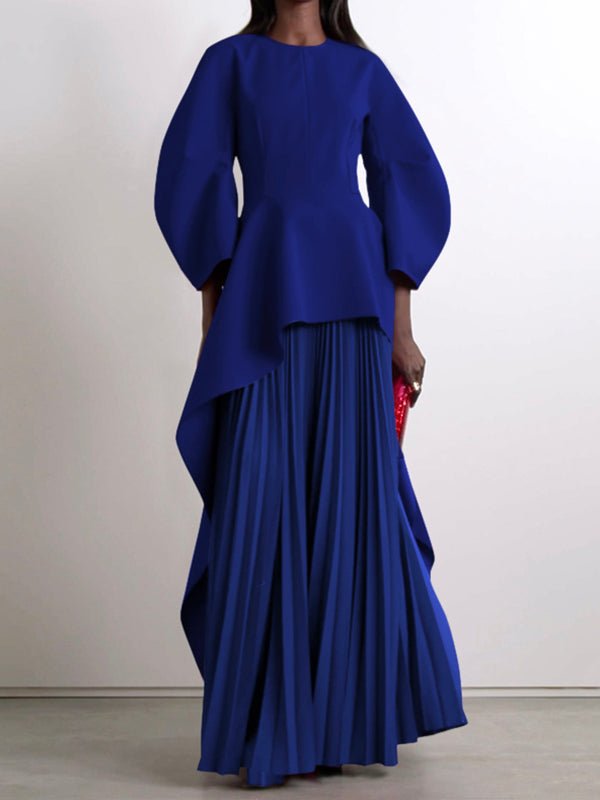 Tiered Maxi Dress with Long Sleeves, Pleated Design, Solid Color, and Round Neck