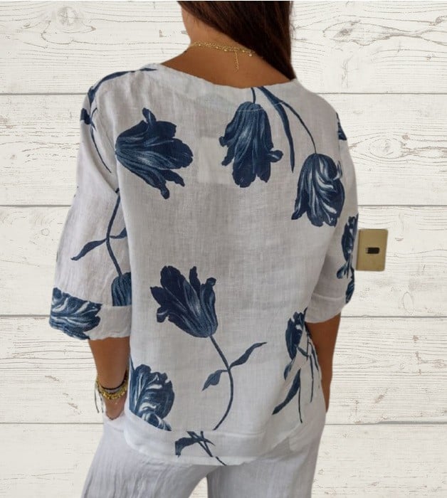 V-Neck Pullover Shirt in Printed Linen-Cotton Blend