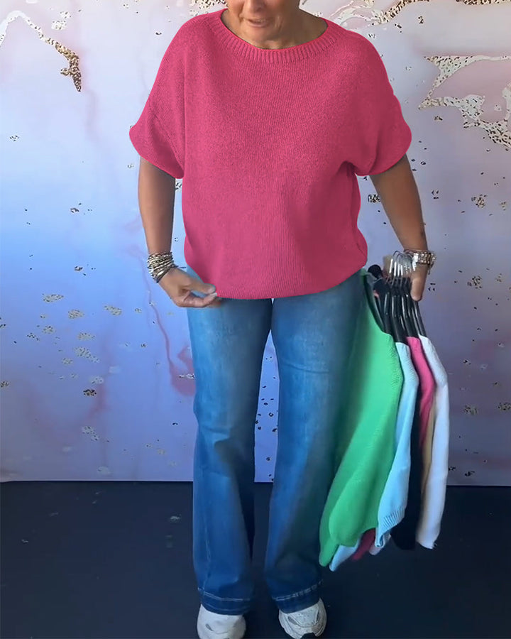 סוודר בצבע אחיד עם גזרה נינוחה וצווארון עגול