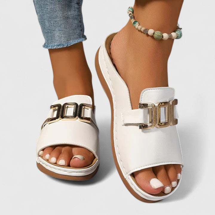 Capri - Comfort-Oriented Orthopedic Sandals