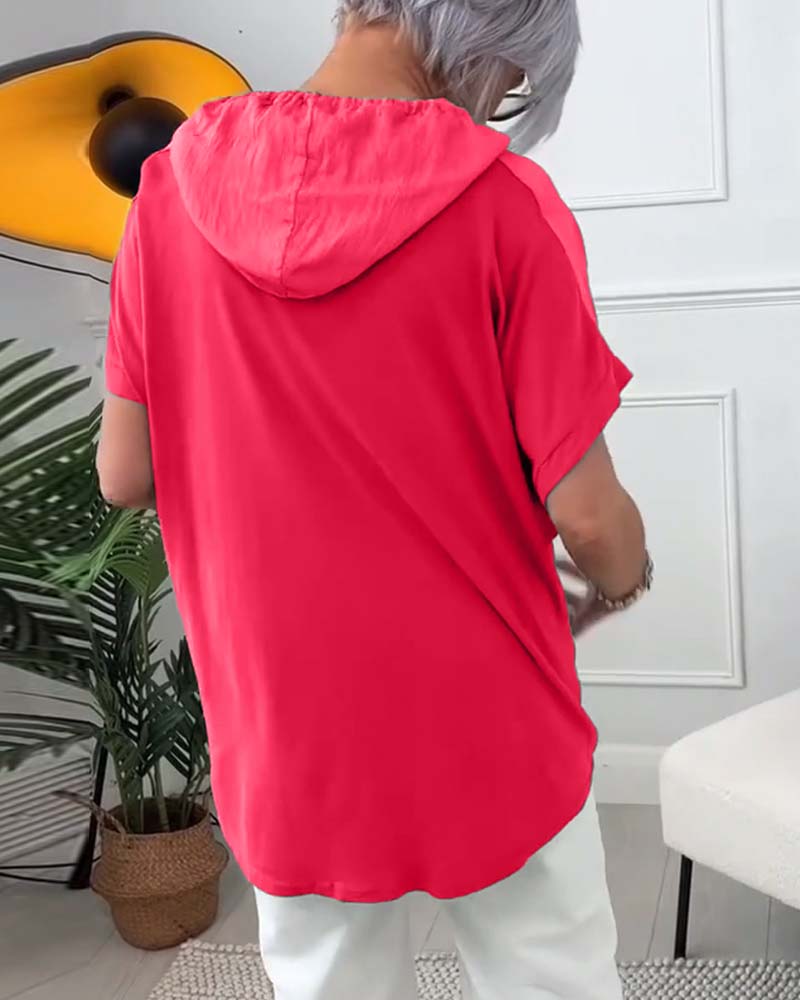 חולצת קפוצ'ון עם שרוולים קצרים והדפס פרחוני