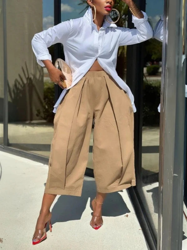Relaxed Fit Wide Leg Pleated Pants with Pockets - Solid Color