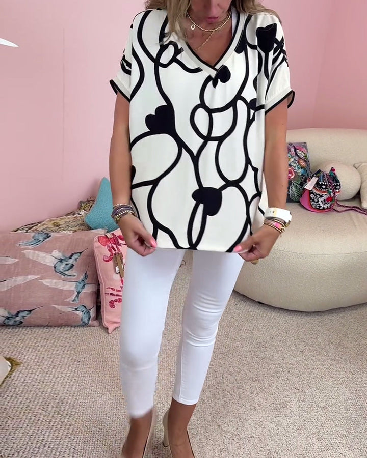 V-Neck Casual Short Sleeve Top with Contrasting Print