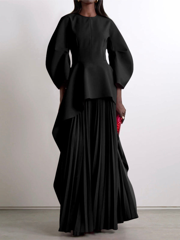 Tiered Maxi Dress with Long Sleeves, Pleated Design, Solid Color, and Round Neck