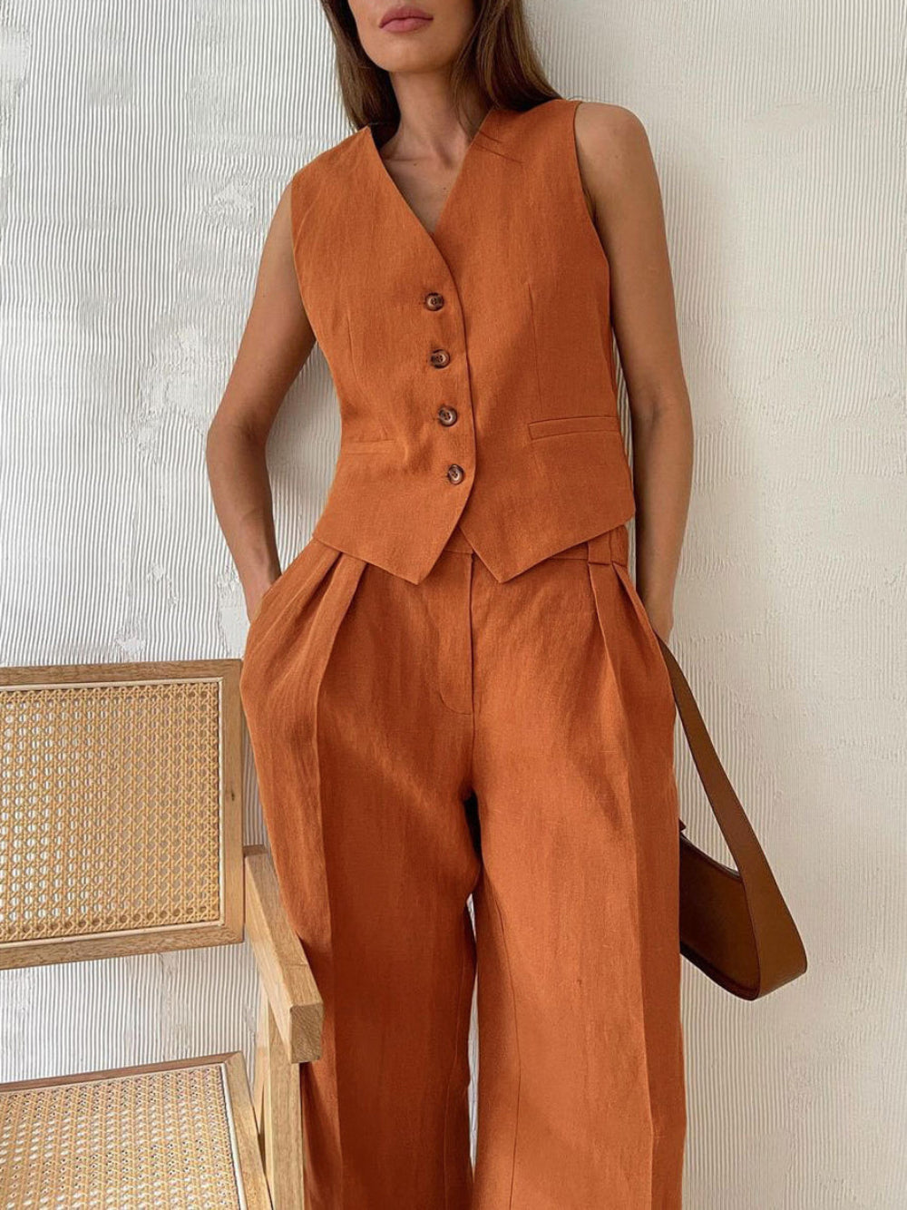 Timeless V-Neck Pleated Wide-Leg Cotton and Linen Pant Suit