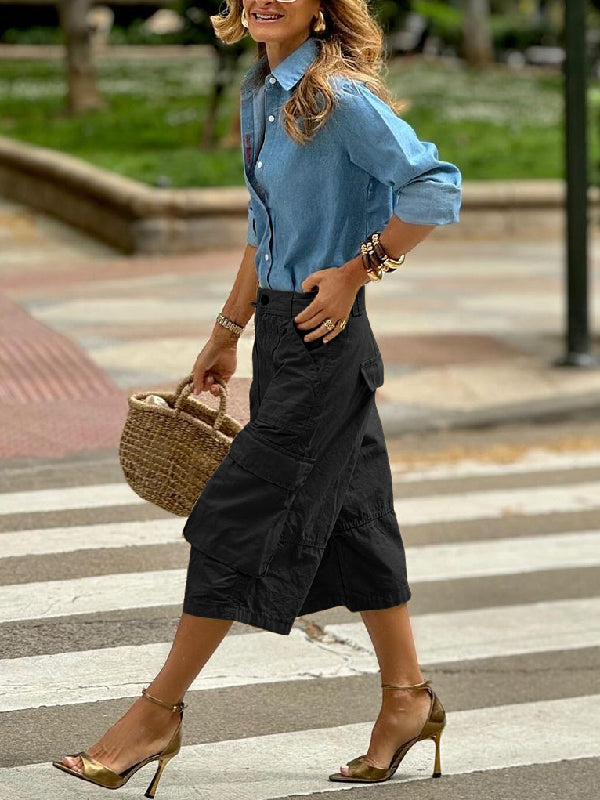 Relaxed Fit Wide Leg Capri Pants with Buttoned Pockets and Solid Color Split-Joint Design