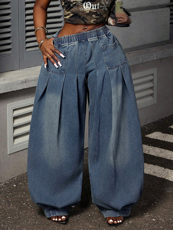 Relaxed Fit Solid Color Jeans with Pockets