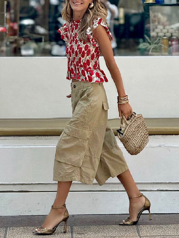 Relaxed Fit Wide Leg Capri Pants with Buttoned Pockets and Solid Color Split-Joint Design