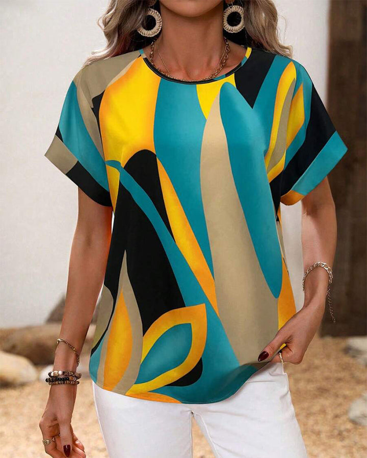חולצת טי עם צווארון עגול והדפס מנוגד