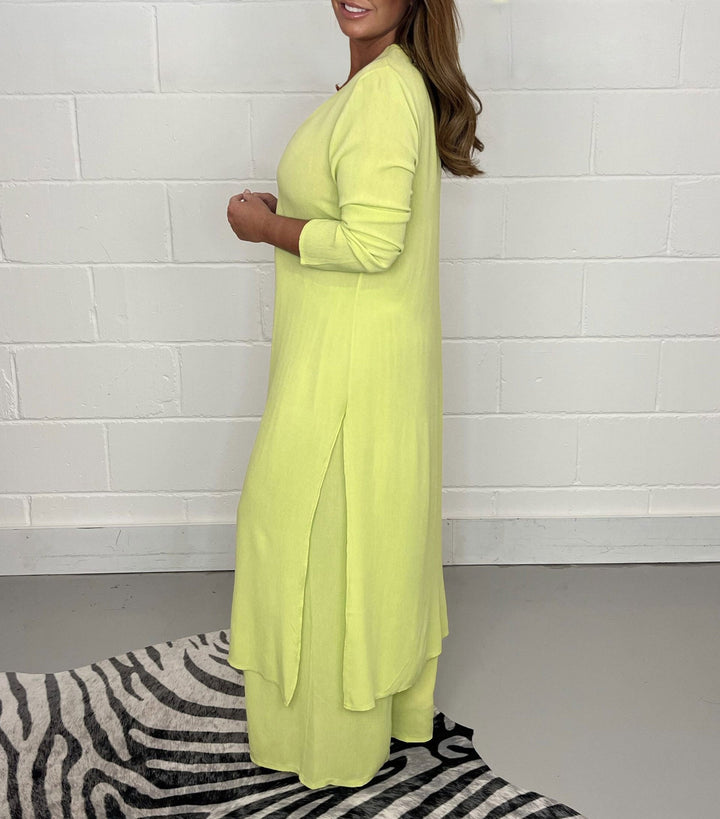 Cozy Two-Piece Long Top and Matching Pants Ensemble