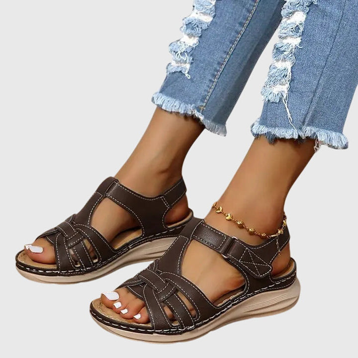 Piper - Lightweight Strapped Sandals