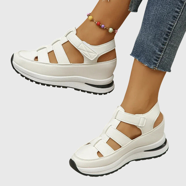 Finnie - Multi-Functional Orthopedic Sandals