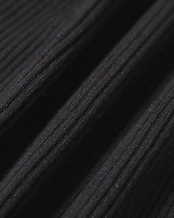 Schwarzes Colorblock-Stricktop mit Reversnaht