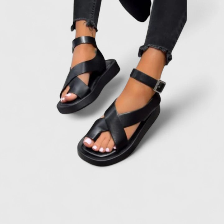 Neve - Platform Sandals