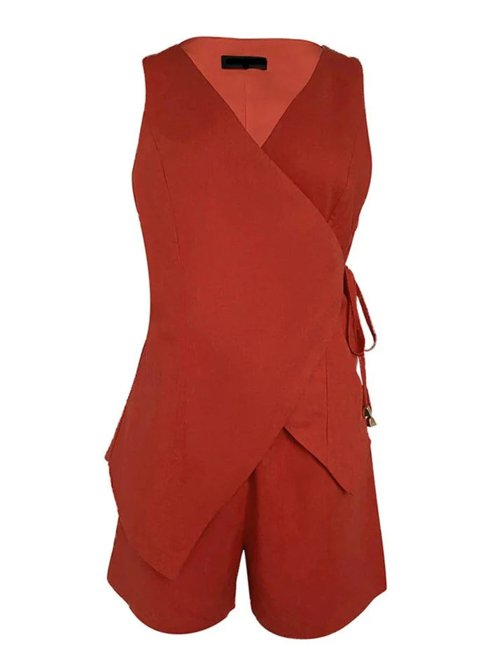 סט טופ ללא שרוולים עם צווארון V מפשתן ומכנסיים קצרים רגועים