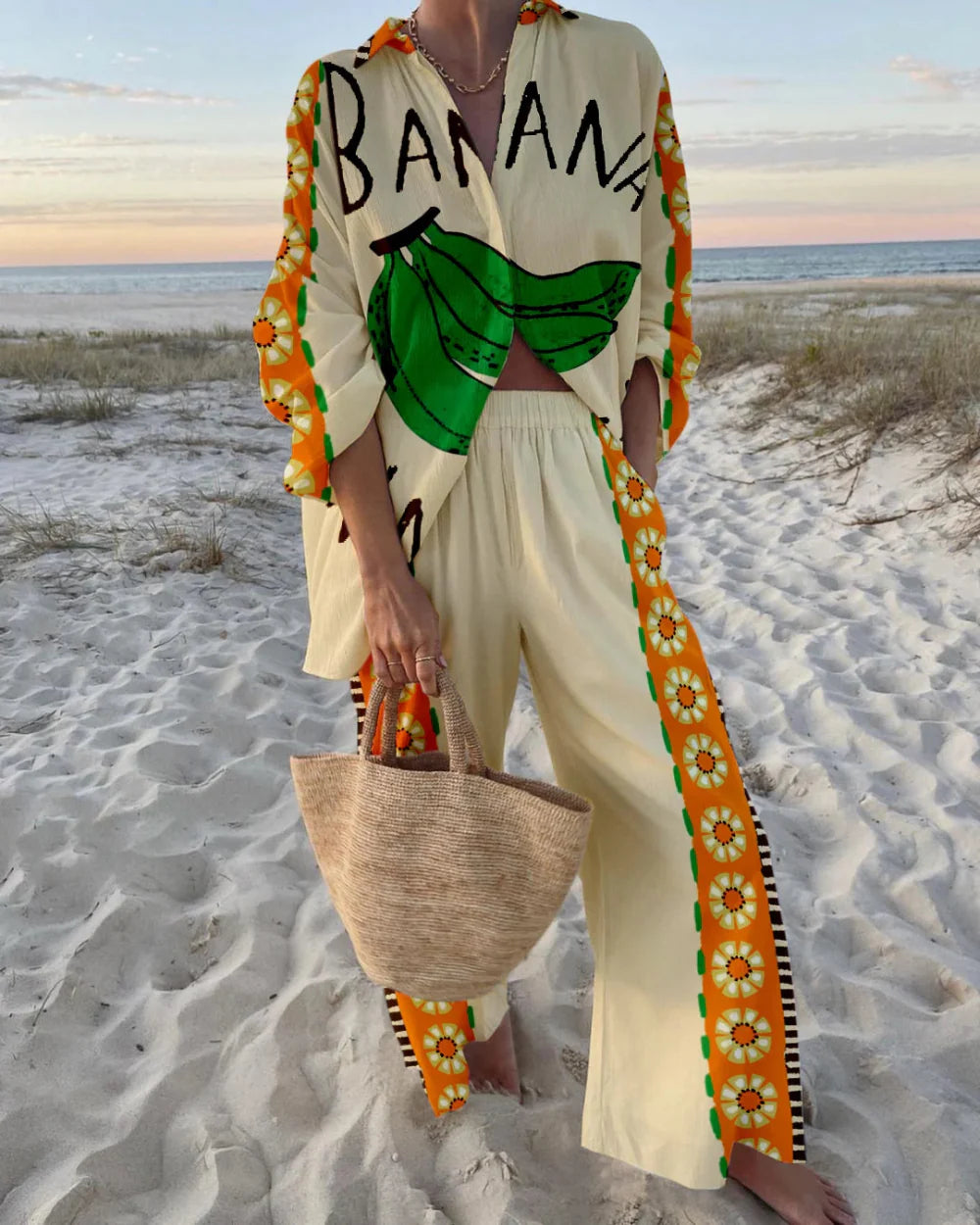 תלבושת שני חלקים עם הדפס בננה שובב