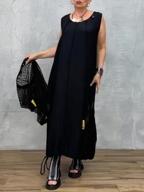 שמלה שחורה ללא שרוולים מרשת עם כיסוי תואם
