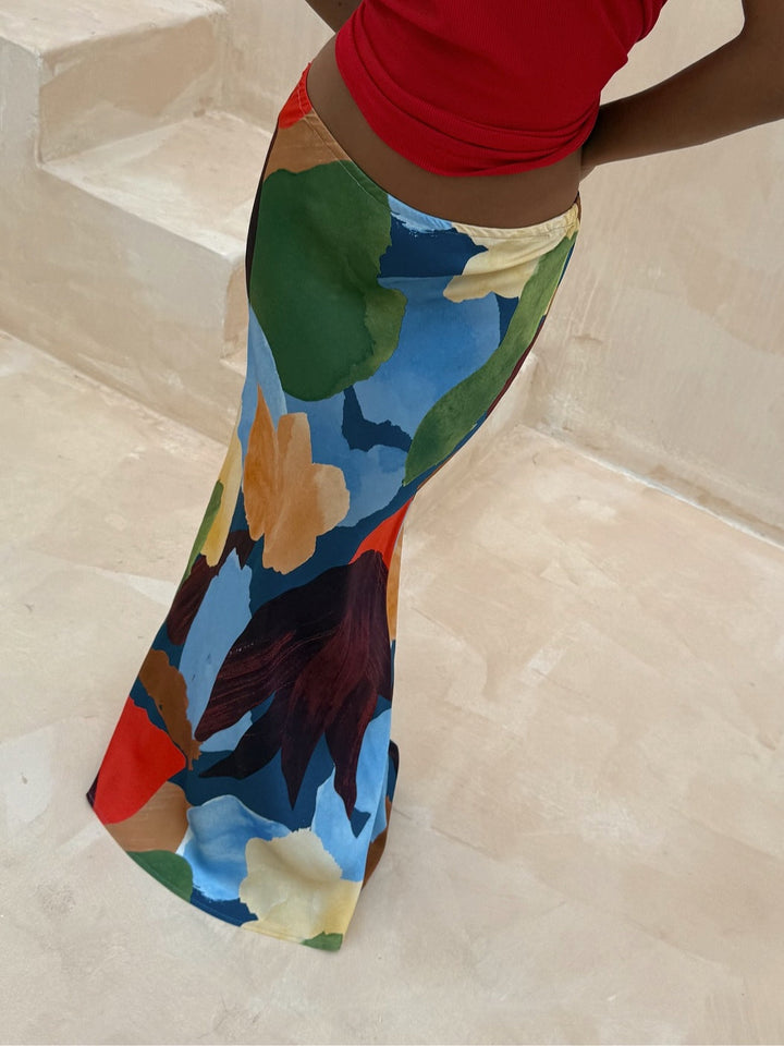 ז'קט סריג עם דוגמא גיאומטרית ועיצוב מופשט