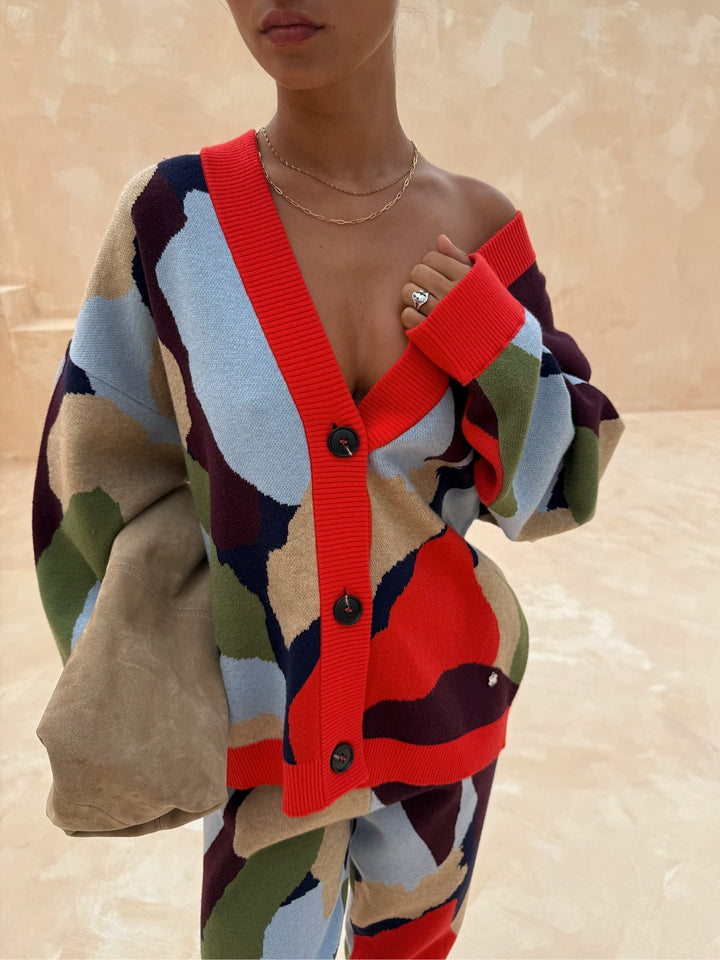 ז'קט סריג עם דוגמא גיאומטרית ועיצוב מופשט