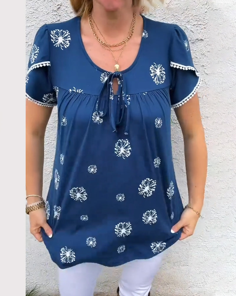 חולצה עם שרוולי כותרת עלי כותרת