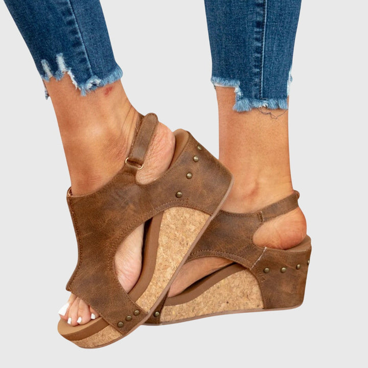 Marni - Chic Orthopedic Sandals