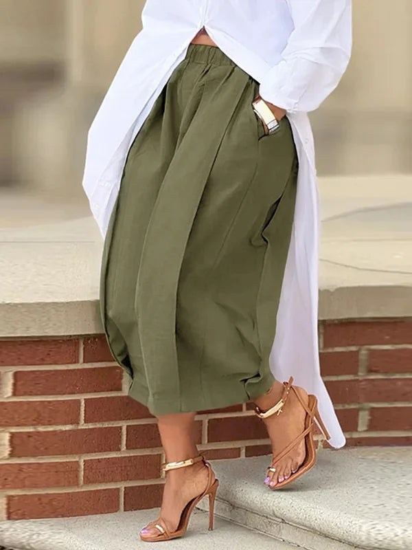 Relaxed Fit Wide Leg Pleated Pants with Pockets - Solid Color