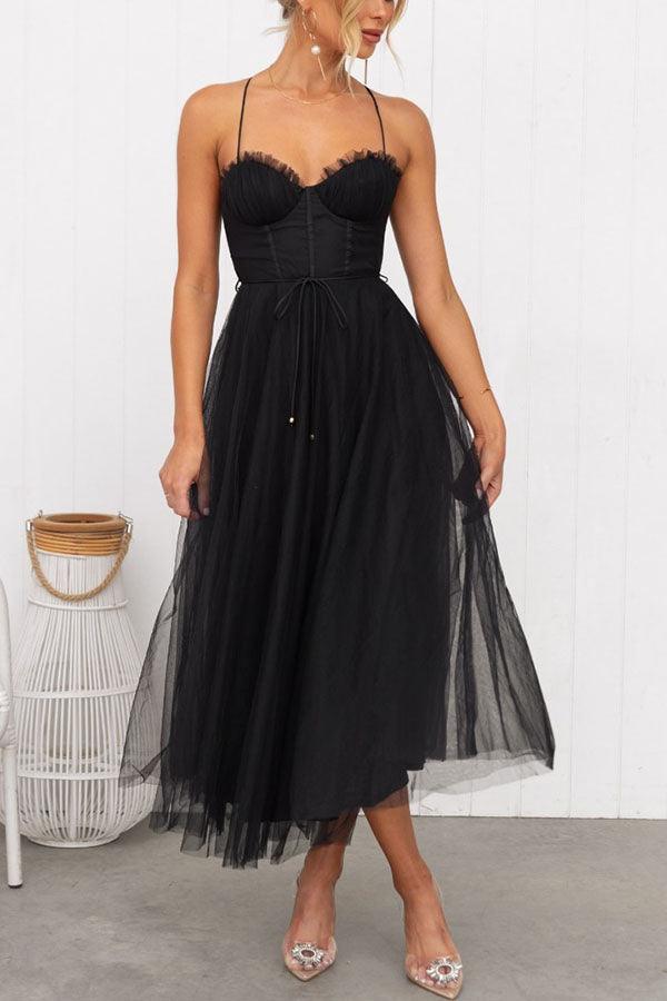 Chic Chiffon Maxi Dress with Suspenders for a Modern Princess Look