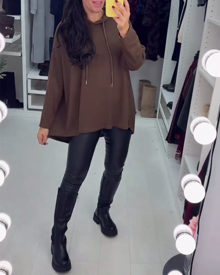 קפוצ'ון רחב עם שרוולים ארוכים ועיצוב אסימטרי