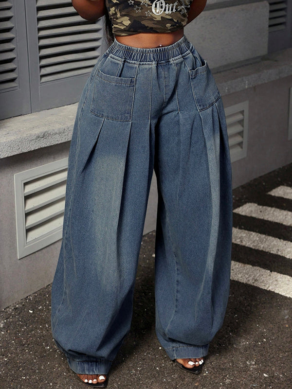 Relaxed Fit Solid Color Jeans with Pockets