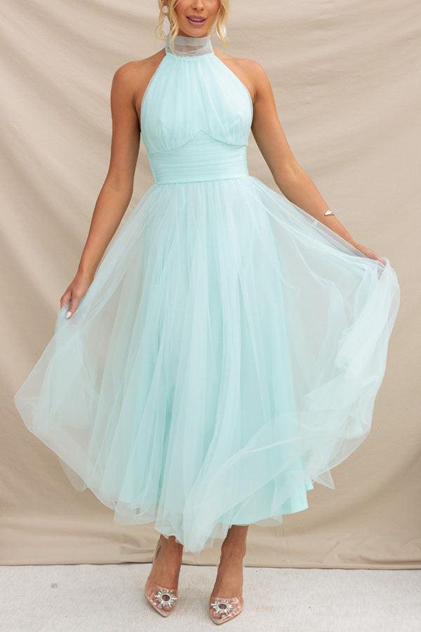 Enchanting Tulle Halter Maxi Dress with Gathered Detailing