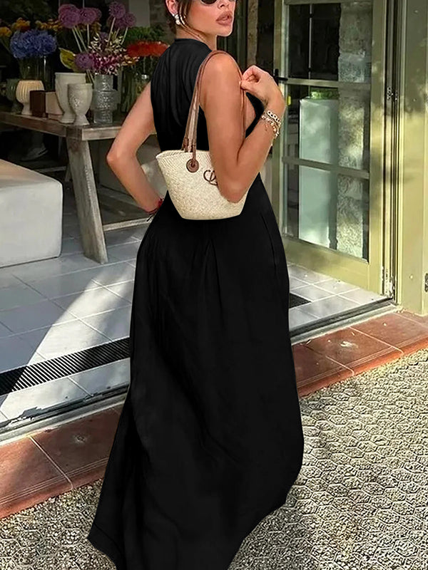 Maxi Dress with A-Line Loose Fit, Pleats, Pockets, Split Joint, and Zipper - Round Neck Design