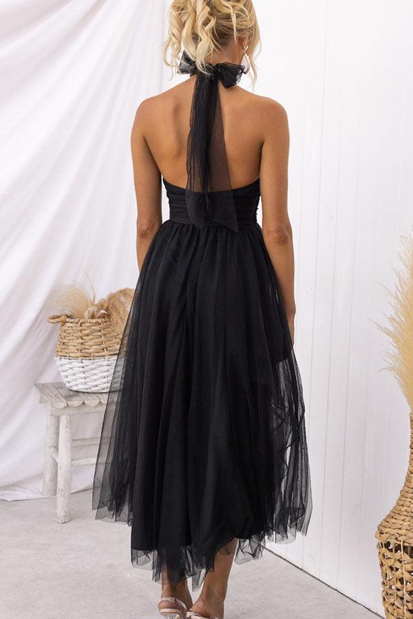 Enchanting Tulle Halter Maxi Dress with Gathered Detailing