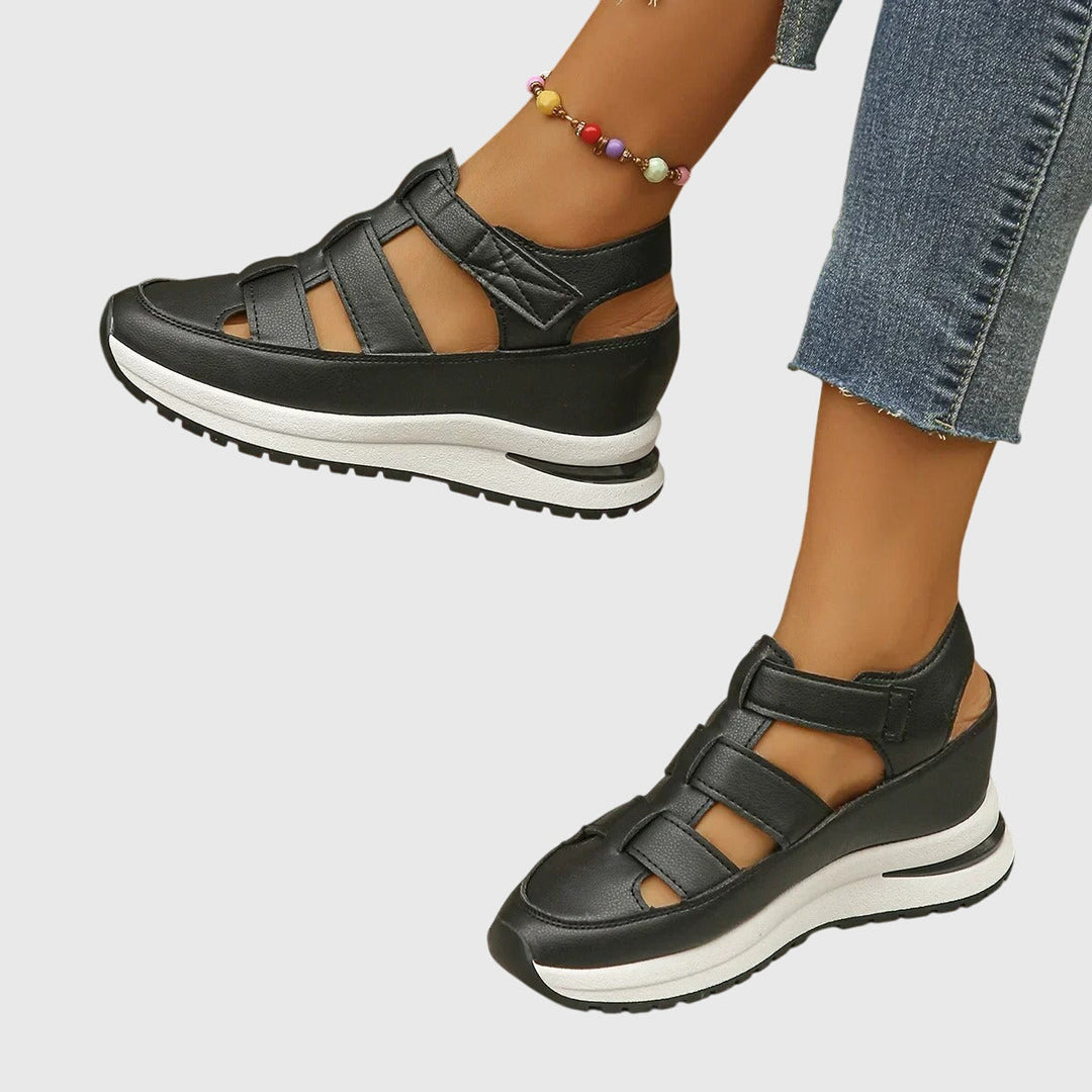 Finnie - Multi-Functional Orthopedic Sandals