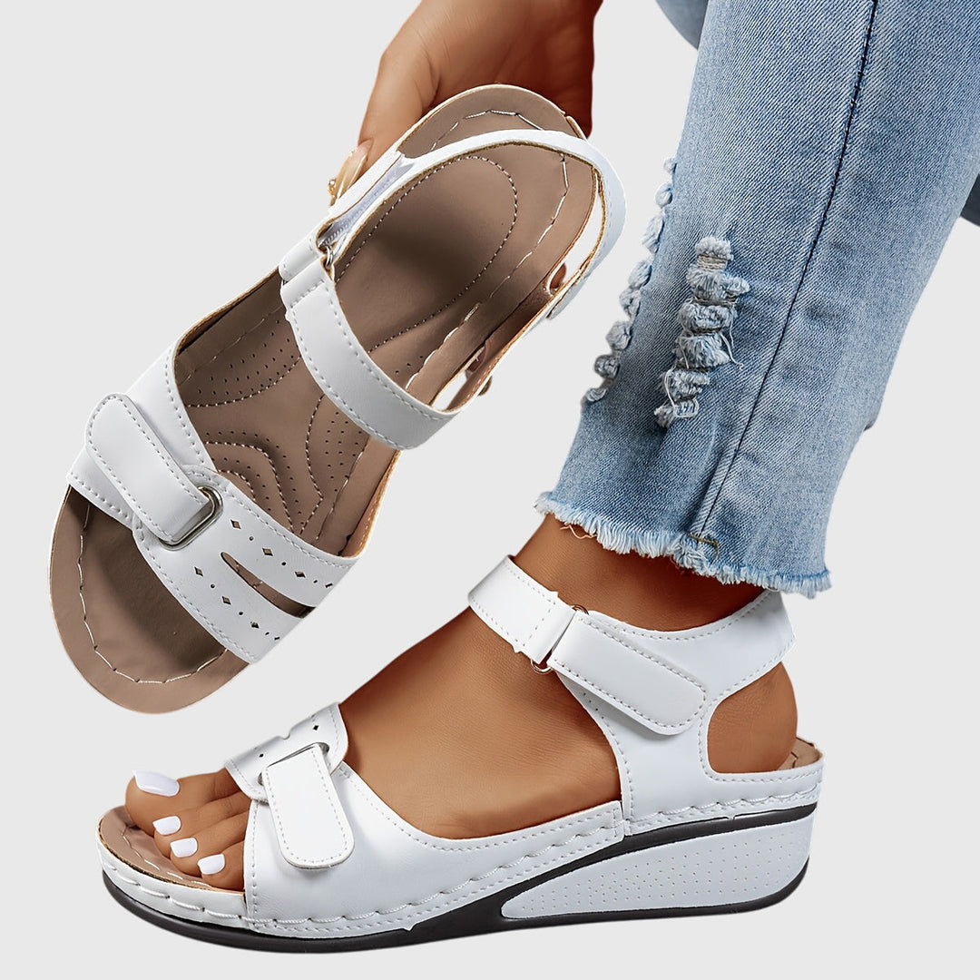Hana - Comfort-Focused Orthopedic Sandals