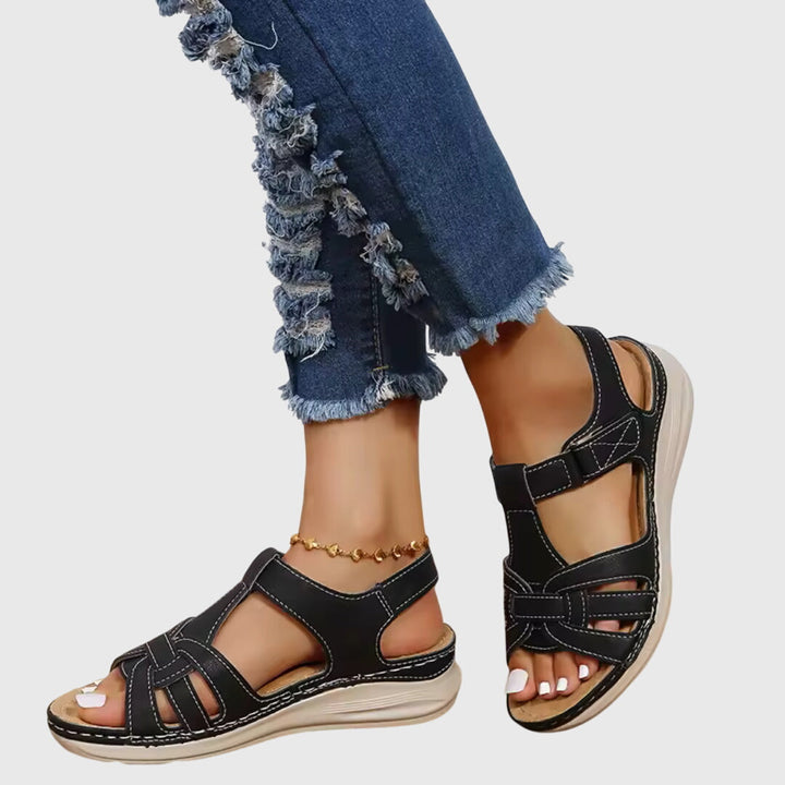 Piper - Lightweight Strapped Sandals