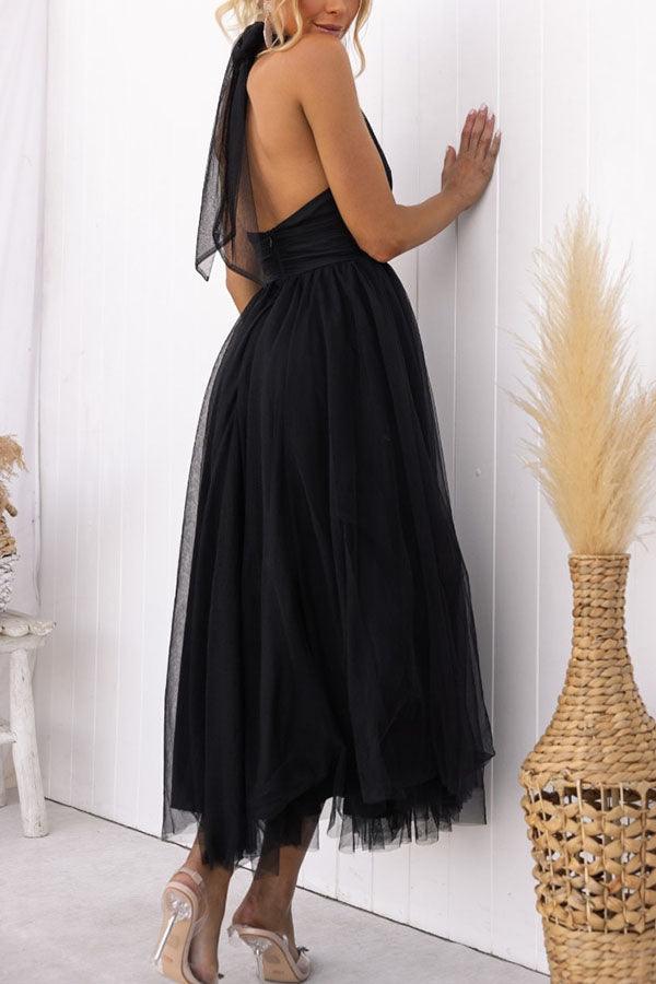 Enchanting Tulle Halter Maxi Dress with Gathered Detailing
