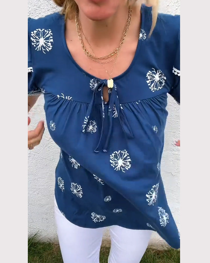 חולצה עם שרוולי כותרת עלי כותרת