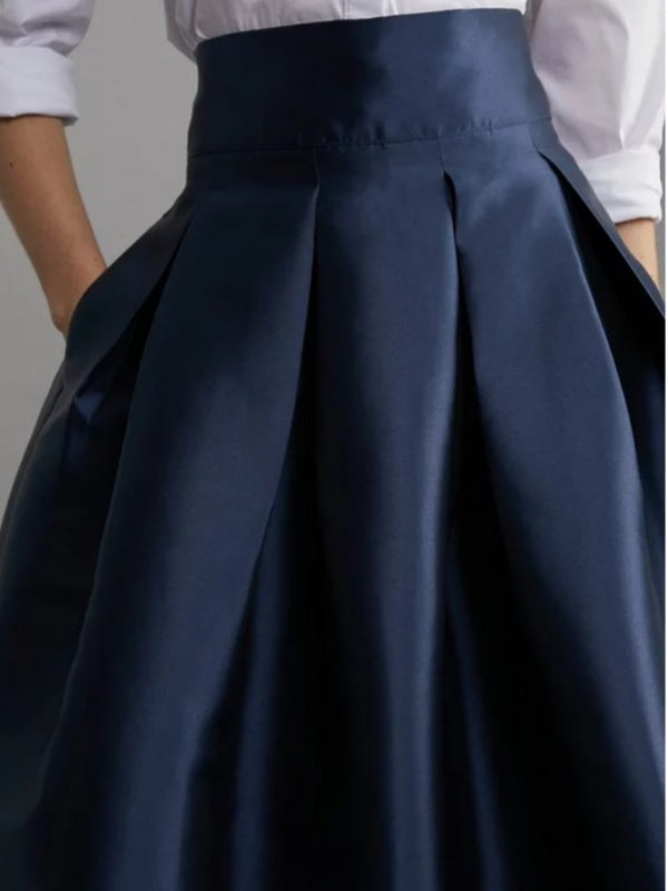 Solid Color High-Waisted A-Line Pleated Skirt with Zipper