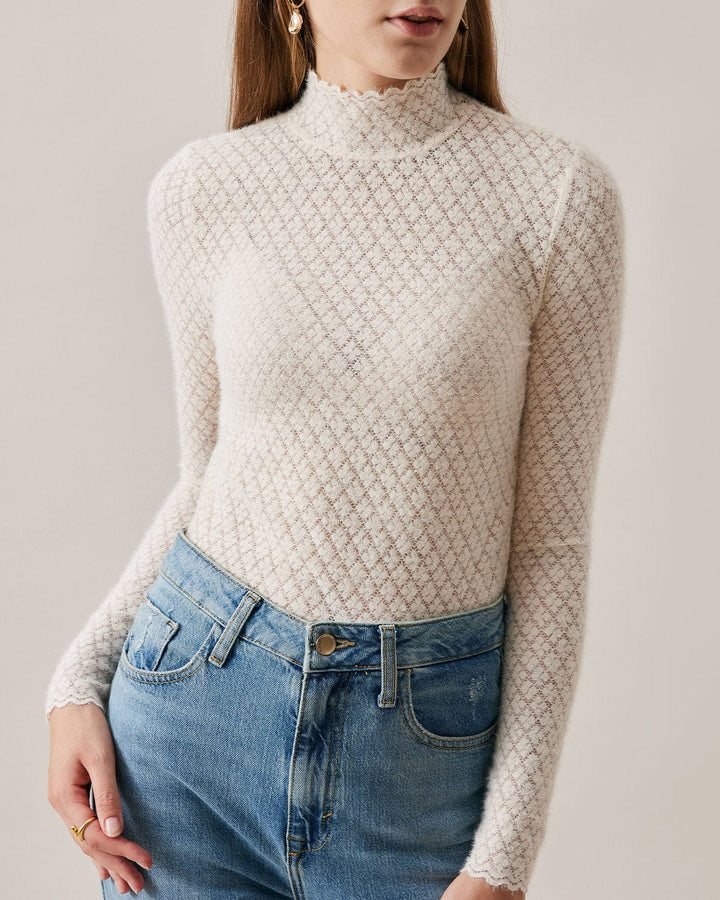 Transparente Strickmode עם עיצוב פרחוני