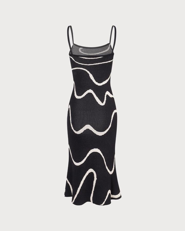 Das Black Wave – Midi-Strickkleid mit Wellenförmigem Saum