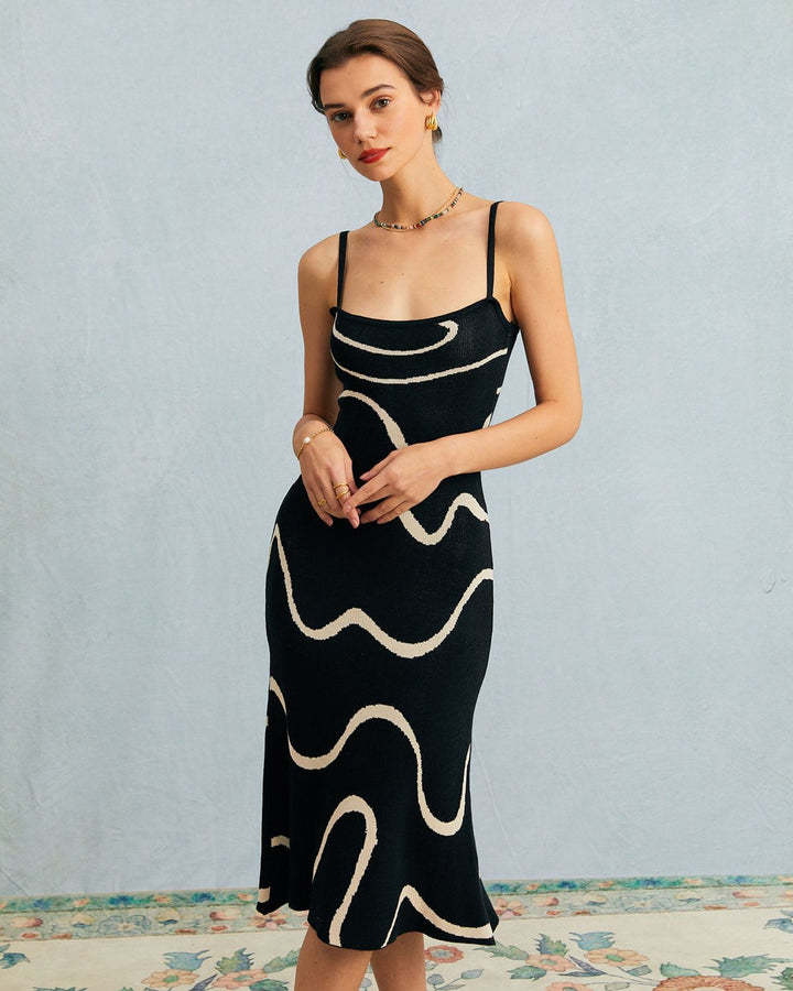 Das Black Wave – Midi-Strickkleid mit Wellenförmigem Saum